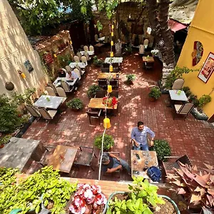 Sari Konak Antalya