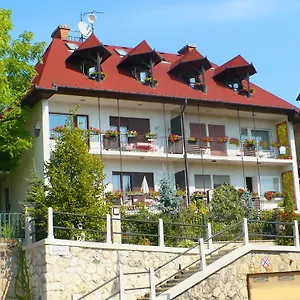 Mohacsi 3*, Budapest Ungarn